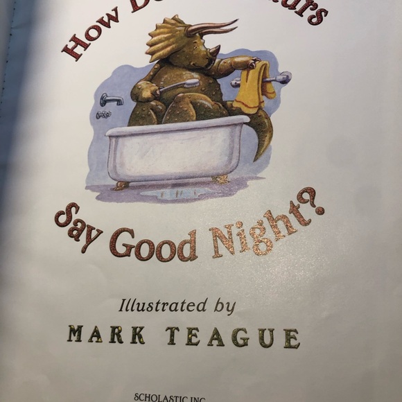 Lot of 10 Children’s Books 5 Hardcover 5 Softcover Animals, Christmas, Dinosaur - Picture 15 of 16